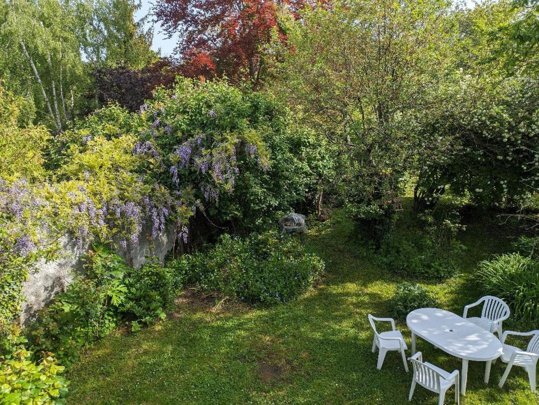 Apartment Les Volets Bleus